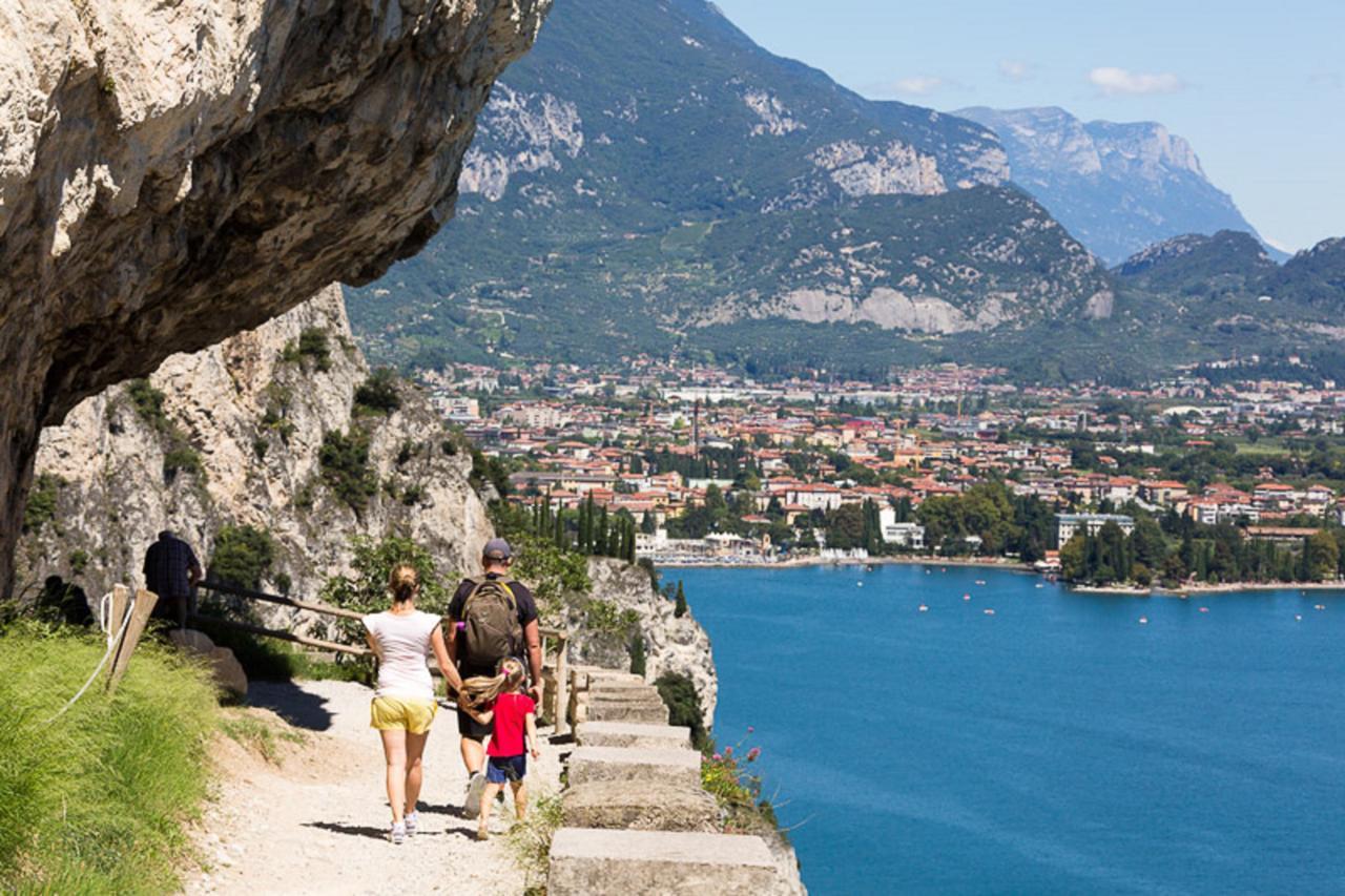 Mylago Hotel Riva del Garda Exterior photo